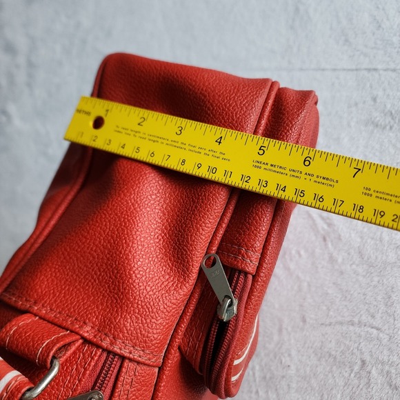 Vintage Samsonite Carry On Shoulder Bag Retro Luggage Red Faux Leather Messenger - Picture 12 of 14